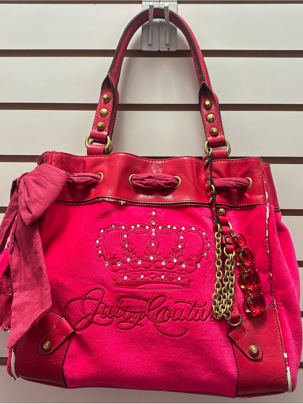 Rare Y2K Juicy Couture Vivid II Daydreamer Hot Pink Velour Purse With Charm